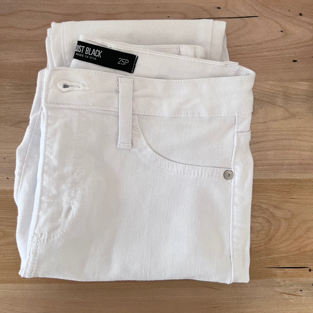 Mid-rise, Skinny white jeans: Just Black Denim, color is bright white